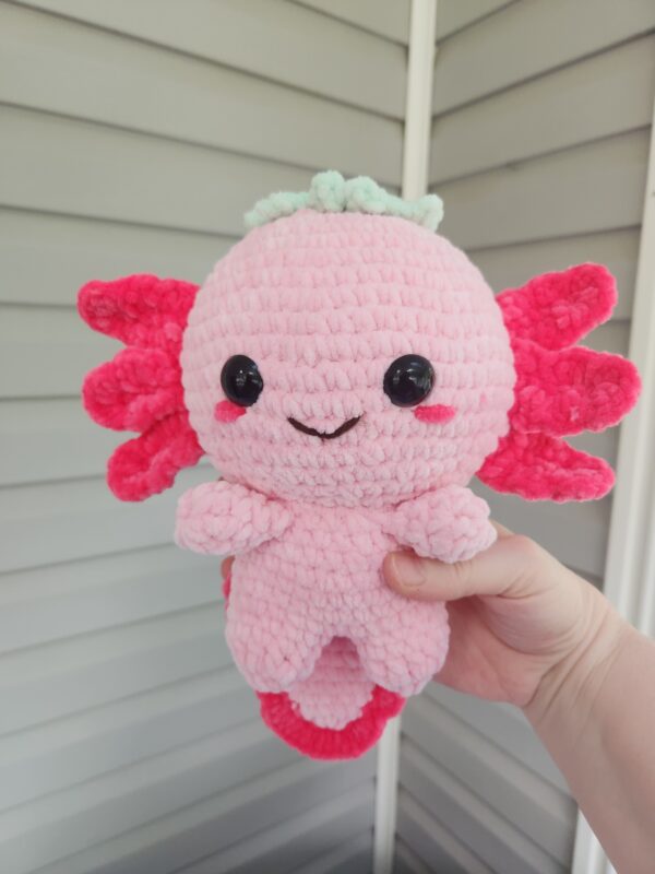 Strawberry Axolotl - Image 4