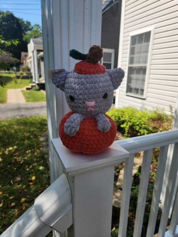 Grey Kitten in Pumpkin Plush - Image 4